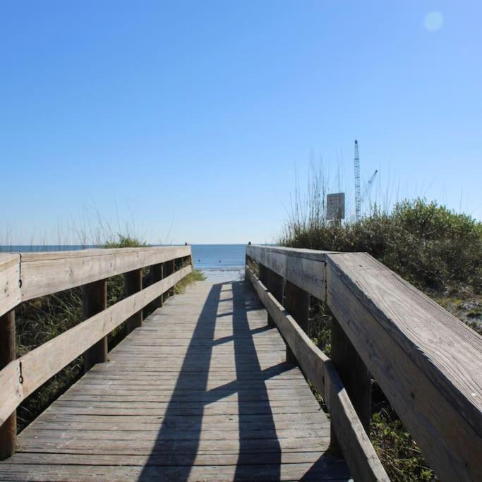 Beachside Retreat Awaits At Jacksonville Beach Esterno foto
