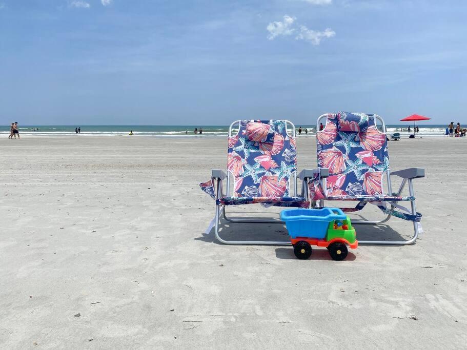 Beachside Retreat Awaits At Jacksonville Beach Esterno foto